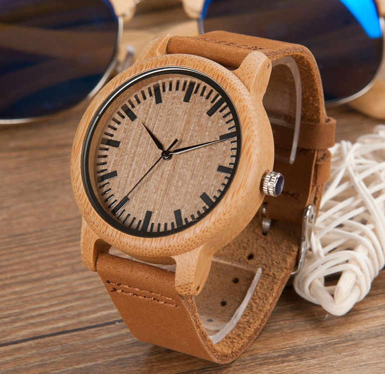 Reloj de madera de bambú